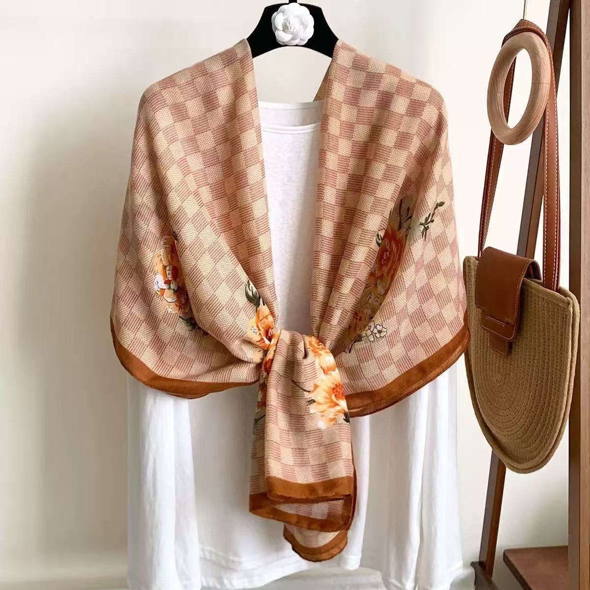 Retro Grid Flower Pattern Large Scarf Soft Warm Reversible Shawl