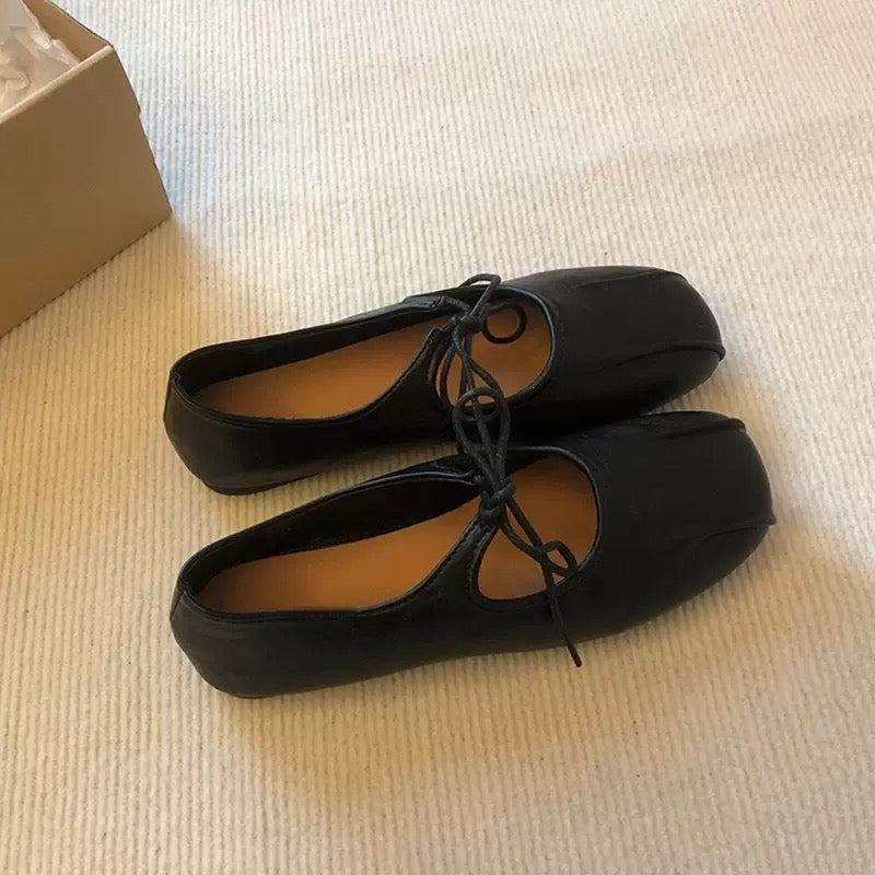 Black Split Toe Lace-Up Ballet Flats Vintage T-Strap Mary Jane Flat Shoes
